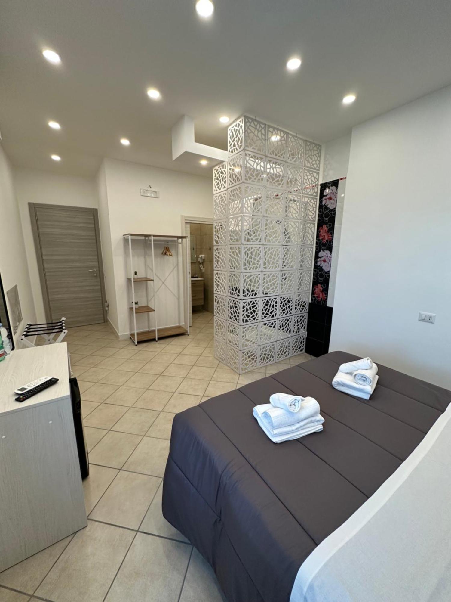 B&B Off Rooms And Relax Naples Luaran gambar